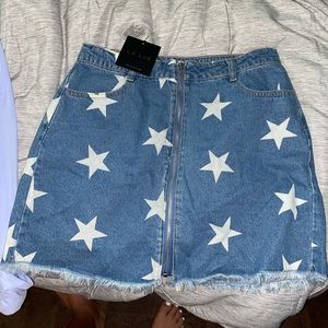 womens star denim skirt !!